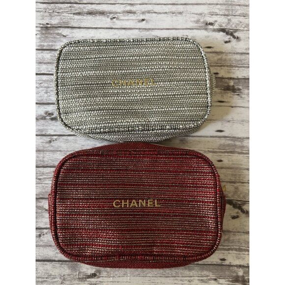 CHANEL Holiday Red Grey Tweed Shimmer Cosmetic Travel Bag With Gold Small PAIR - Picture 1 of 11
